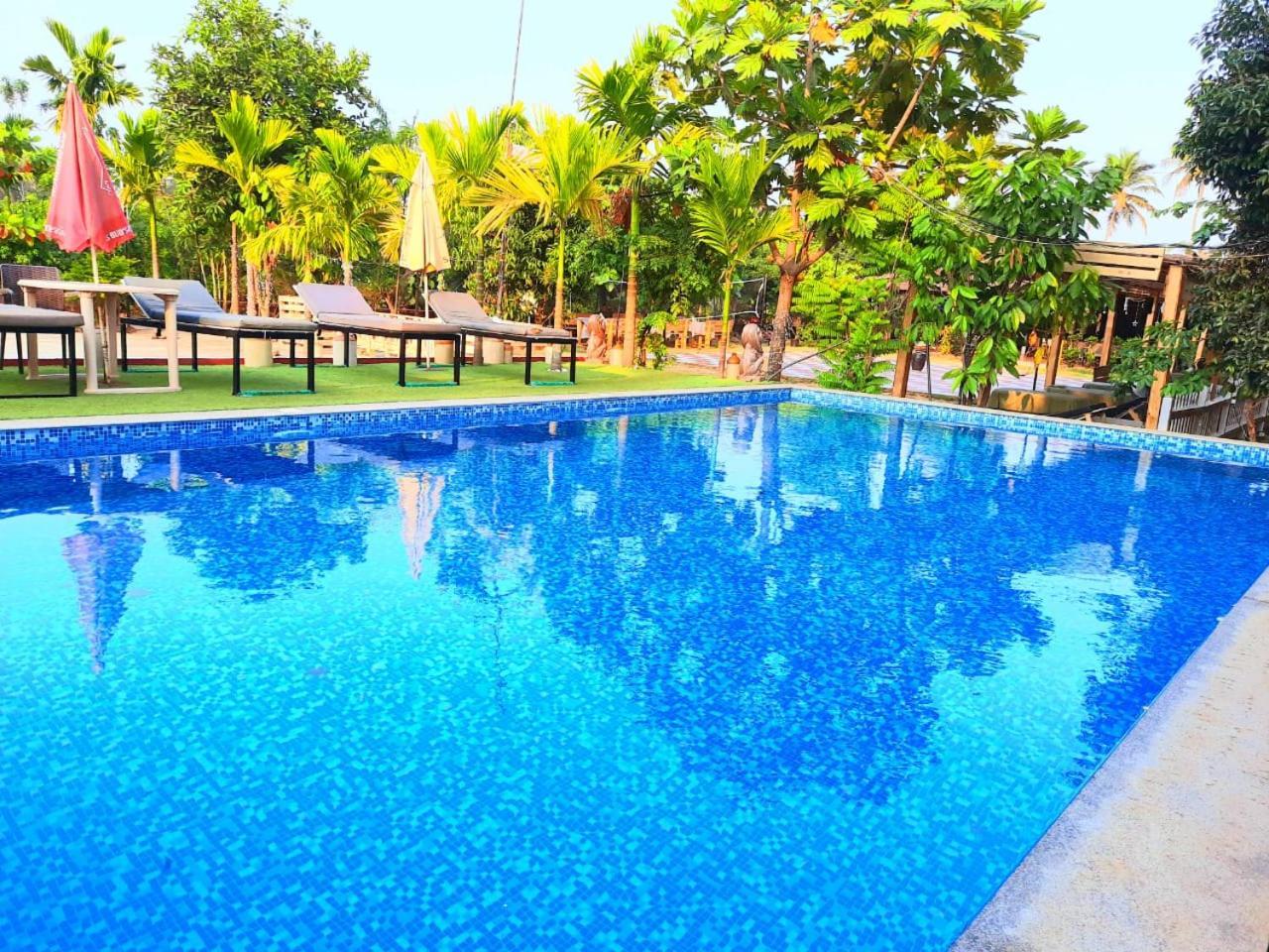 Go Green Spice & Eco Resort Cavelossim Exteriör bild